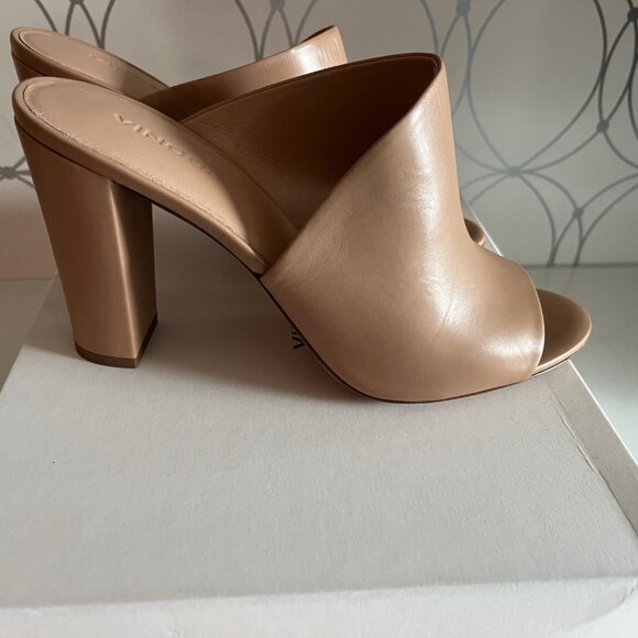 Vince Hanna Nude Leather Block Heel Mule - Picture 3 of 7